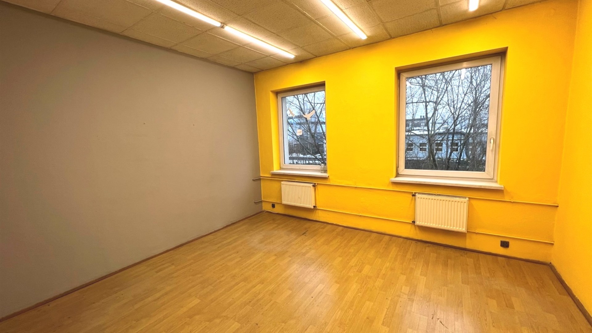 Lokal na wynajem Bielsko-Biała, Centrum 13 000 zł